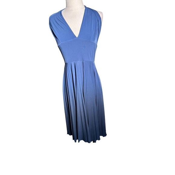 Max and Cleo Women's Navy Blue Halter Neck Low Cut Backless Dress Size Small - Picture 4 of 9